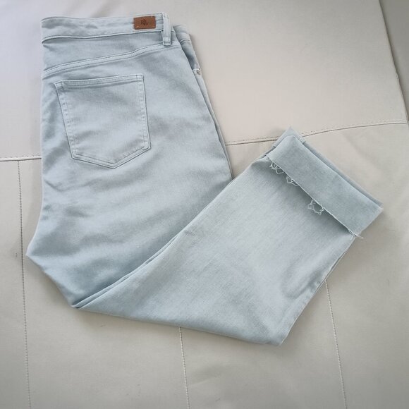 Lauren Ralph Lauren Set Denim Cropped Jacket 1X and Jeans 18W - Picture 8 of 8